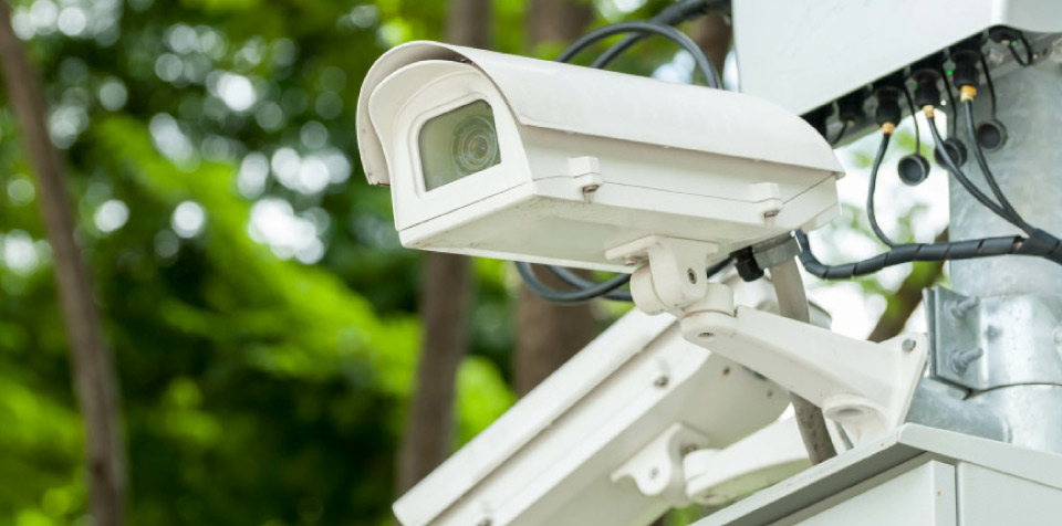 Deter Tresspassers and Criminals With CCTV Security